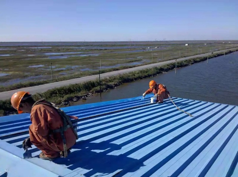 深圳钢结构屋面漏水原因